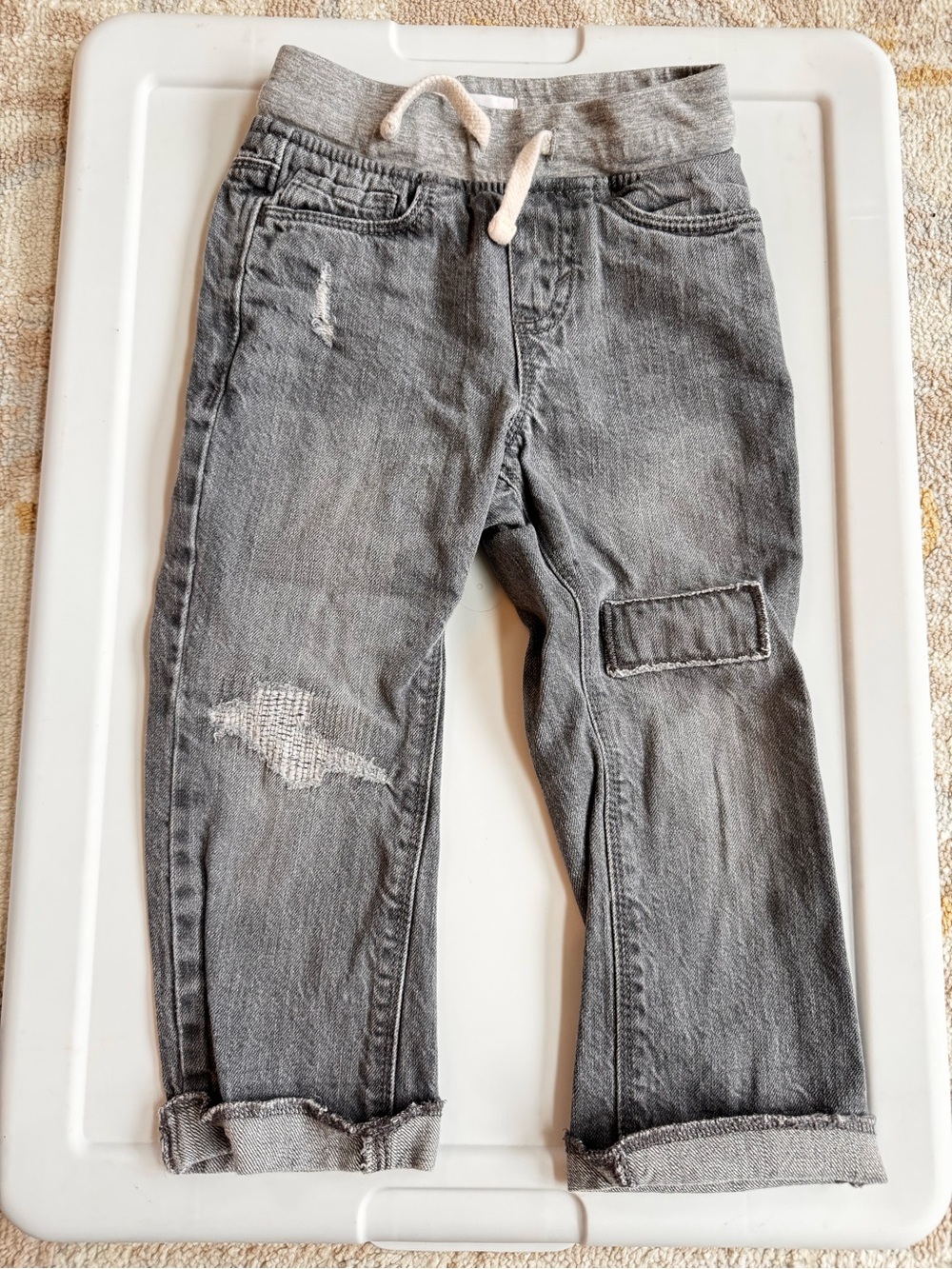 Old Navy pull on gray distressed jeans